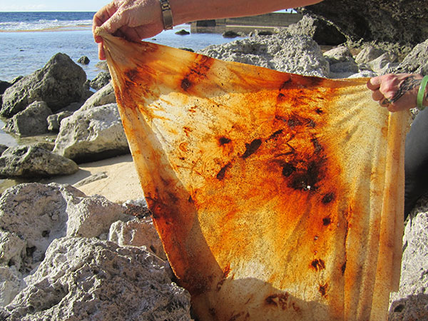 Rusted wrapping cloth